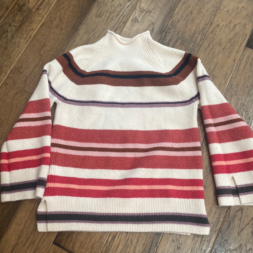 Loft petite sweater